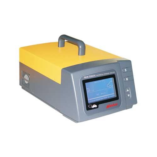 Nanhua NHA506EN five-gas fuel analyzer measuring CO, CO₂, O₂, HC, and NOx for professional automotive diagnostics
